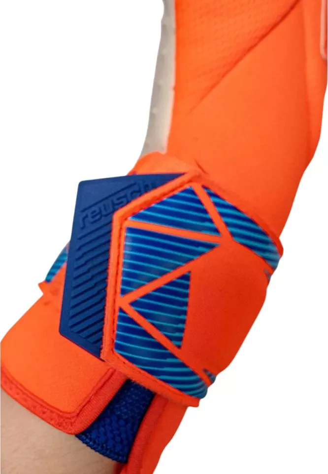 Rękawice bramkarskie Reusch Attrakt SpeedBump Guardian Goalkeeper Gloves