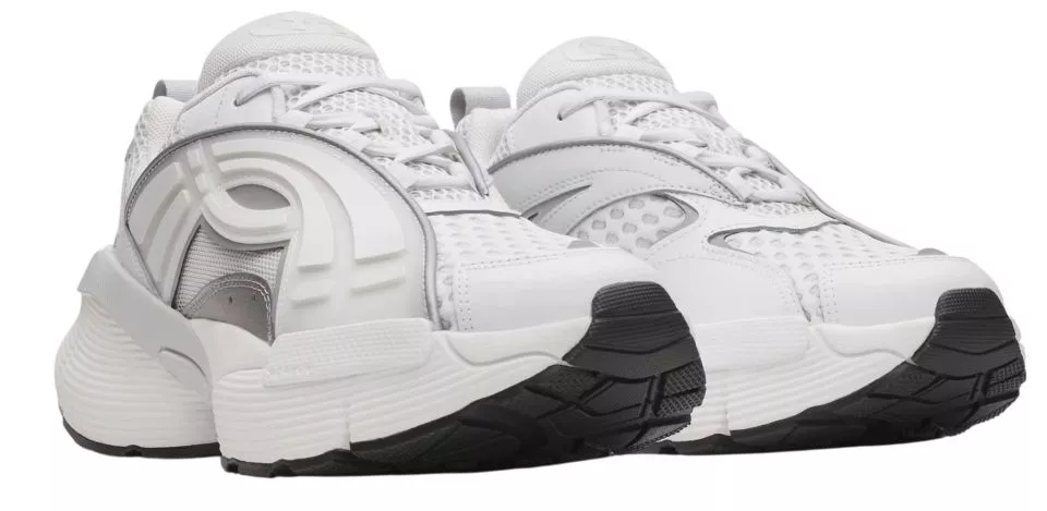 Skor Under Armour Arc 96
