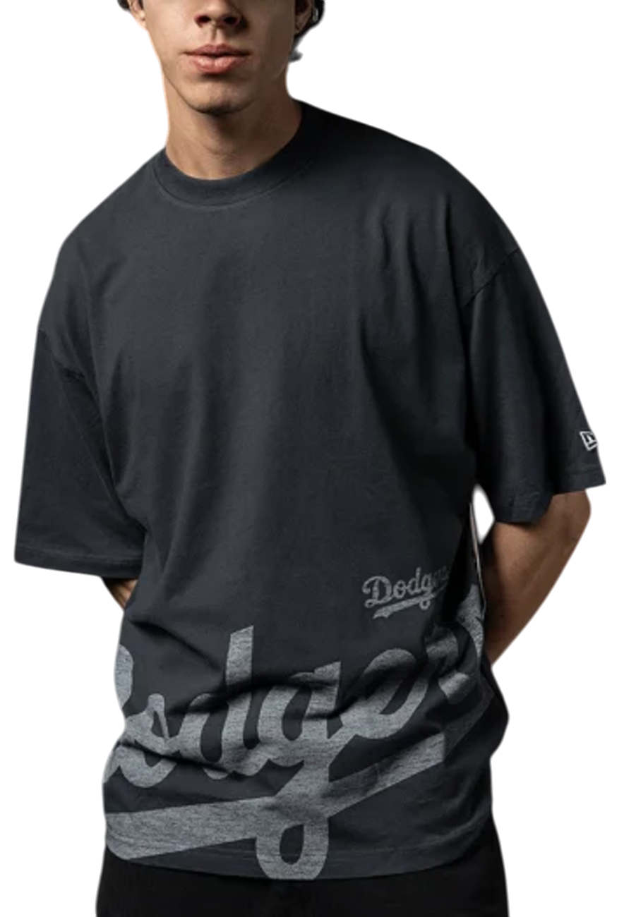 Tシャツ・カットソー New Era MLB LA Dodgers U-Neck Piste Black New Era MLB LA. Dodgers Oversized T-Shirt - 11teamsports.ie