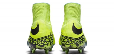 nike hypervenom phantom 11