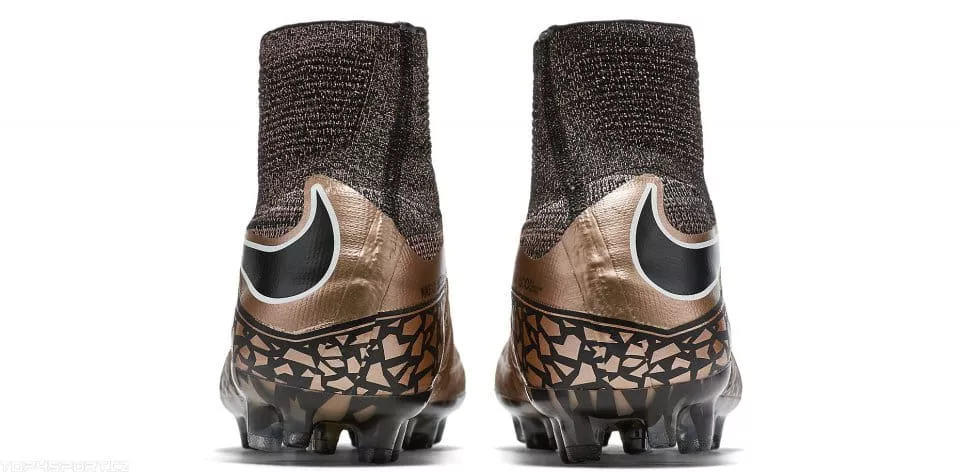 Ghete de fotbal Nike HYPERVENOM PHANTOM II AG-R - 11teamsports.ro