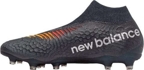 football shoes new balance