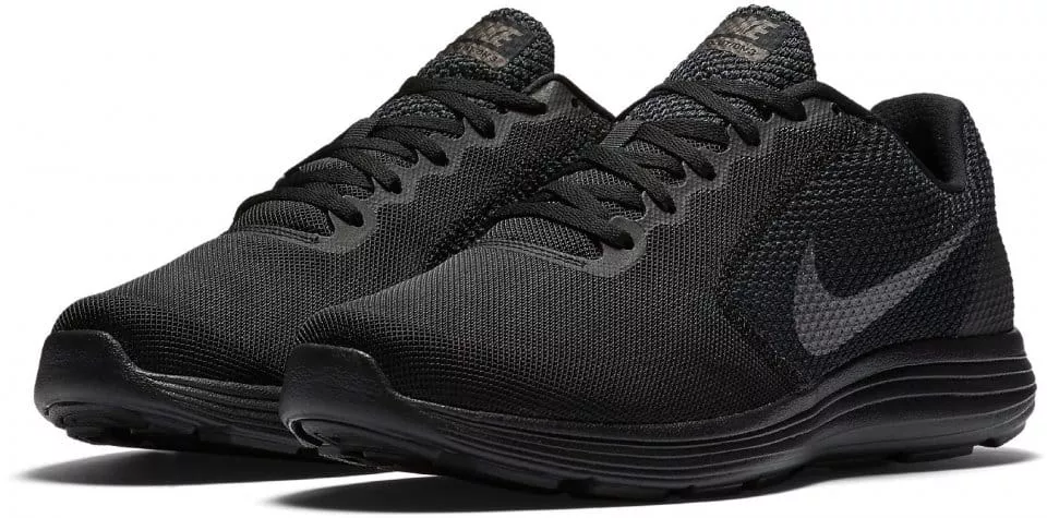 Nike revolution 3 store black