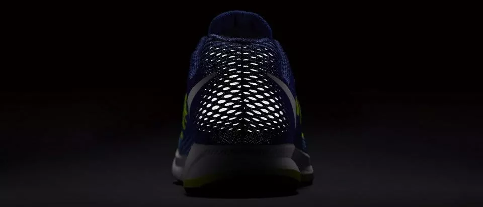 Nike WMNS AIR ZOOM PEGASUS 33 Futócipő