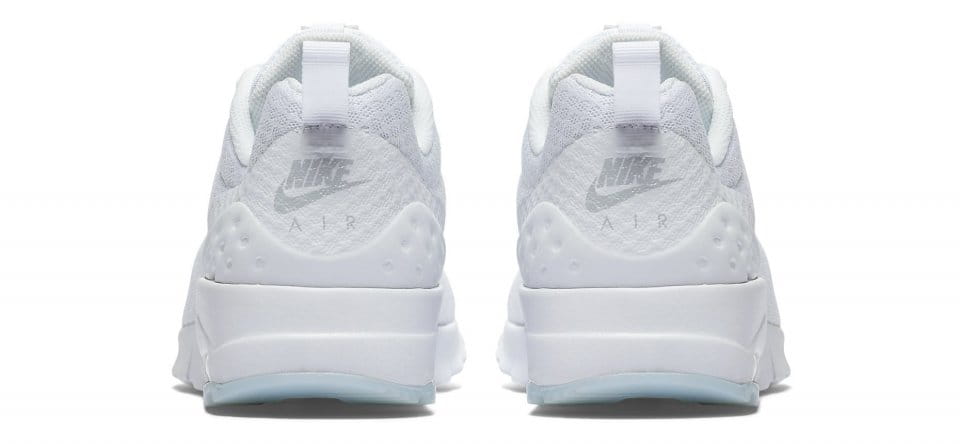 nike air max motion lw release date