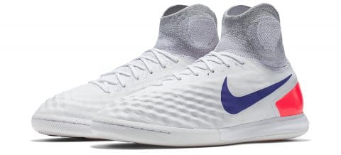 nike magistax proximo