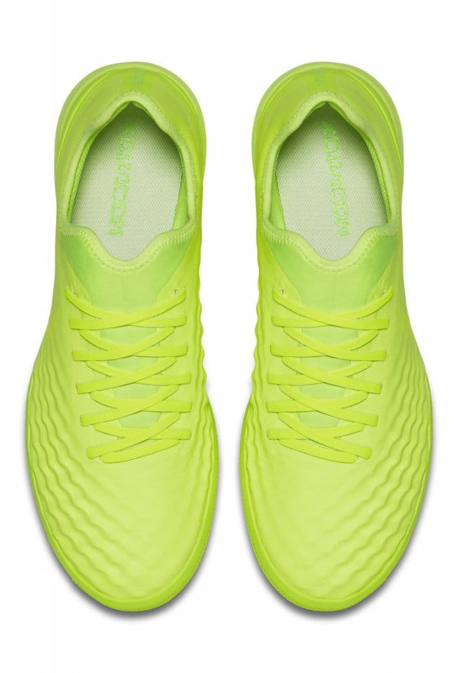 Football shoes Nike MAGISTAX FINALE TF - Top4Football.com