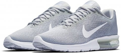 nike air max sequent outfit