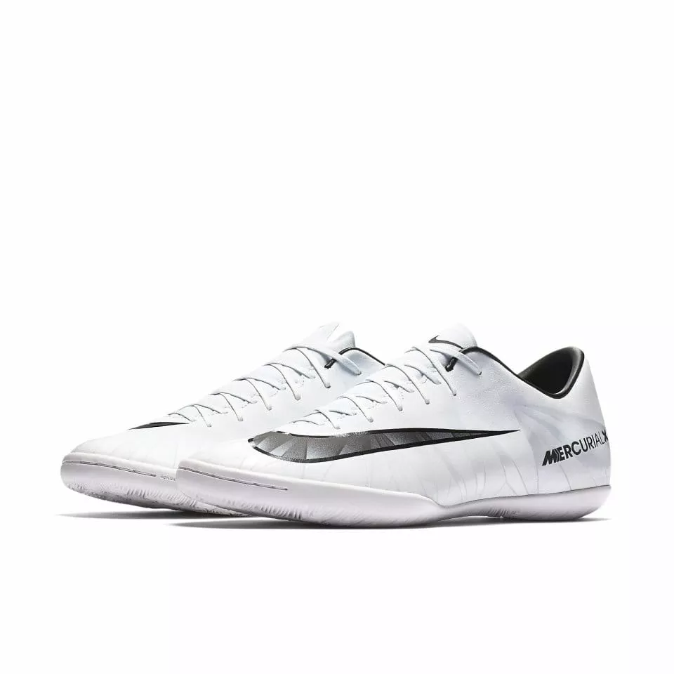 Mercurialx victory vi cr7 on sale ic