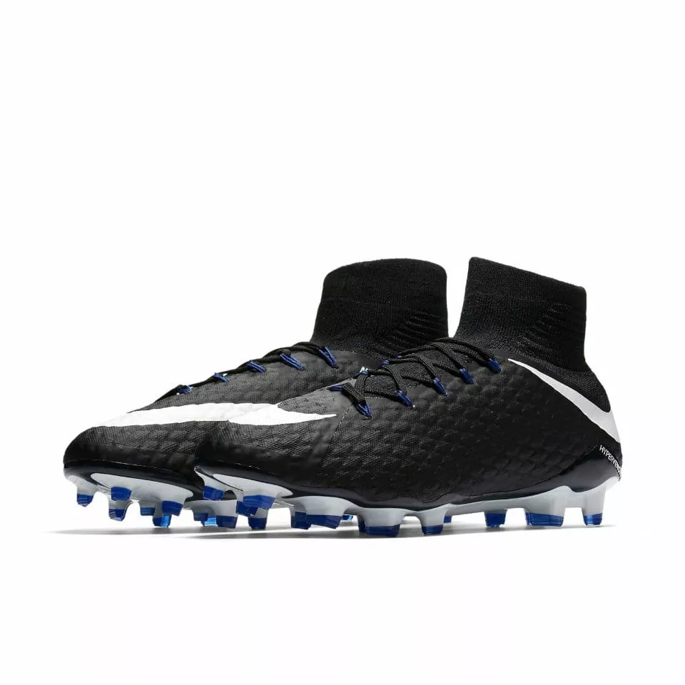 Football shoes Nike HYPERVENOM PHATAL III DF FG