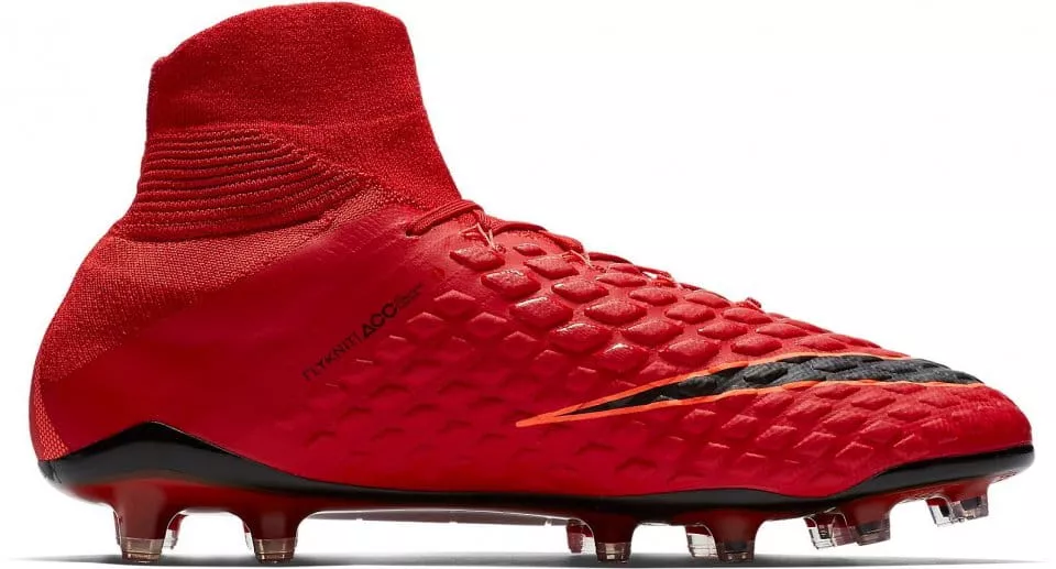 Football shoes Nike HYPERVENOM PHANTOM III DF FG - 11teamsports.ie