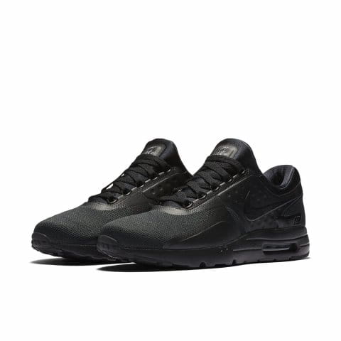 nike max zero essential