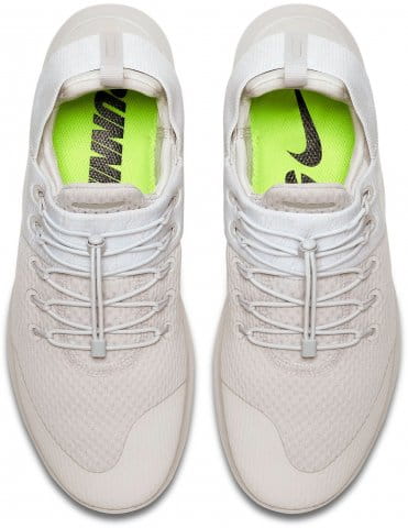 nike cmtr shoes