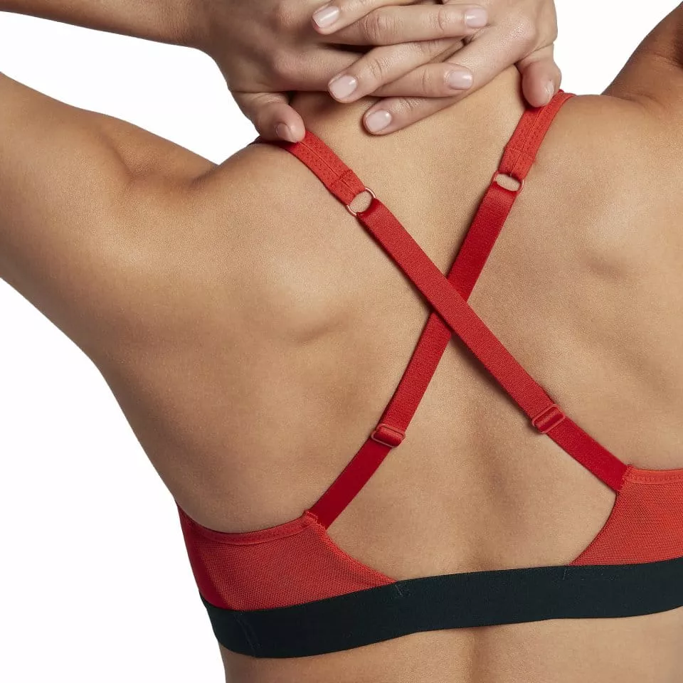 Podprsenka Nike CLASSIC STRAPPY BRA