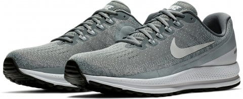 nike men's zoom vomero 13 running shoe