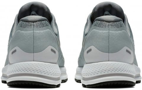 nike air zoom vomero 13 running shoes