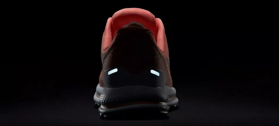 Bežecké topánky Nike WMNS AIR ZOOM VOMERO 13