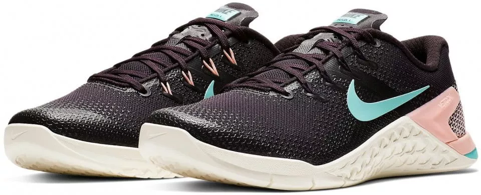 Dámská fitness obuv Nike Metcon 4