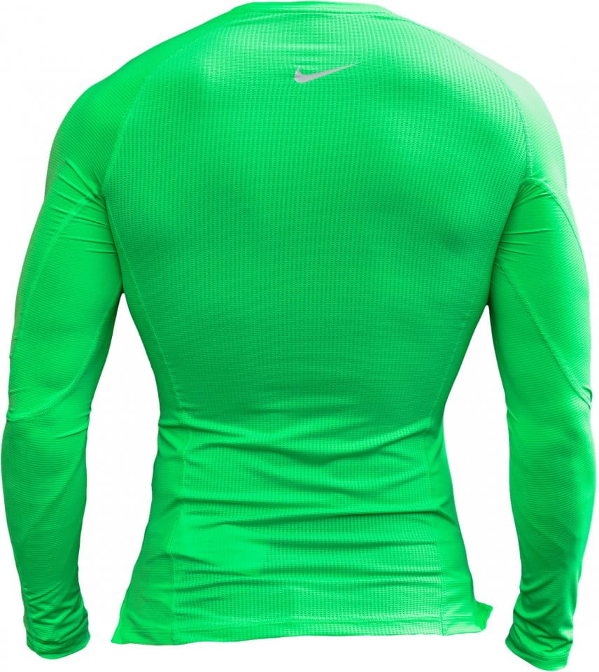 compression undershirt nike