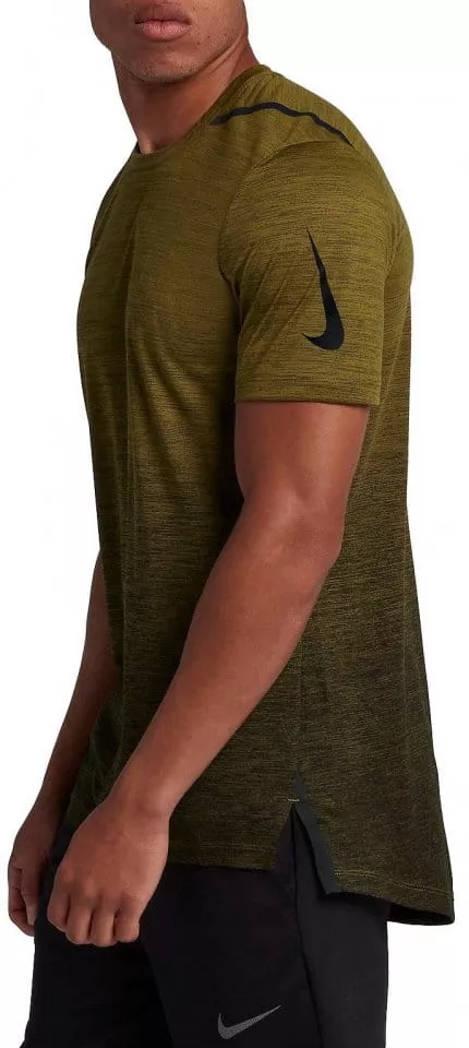 Pánské tréninkové tričko s krátkým rukávem Nike Dri-FIT