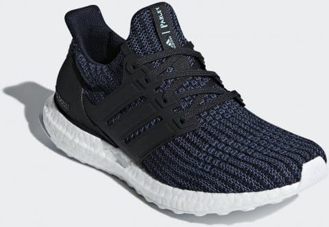 Running shoes adidas UltraBOOST Parley 