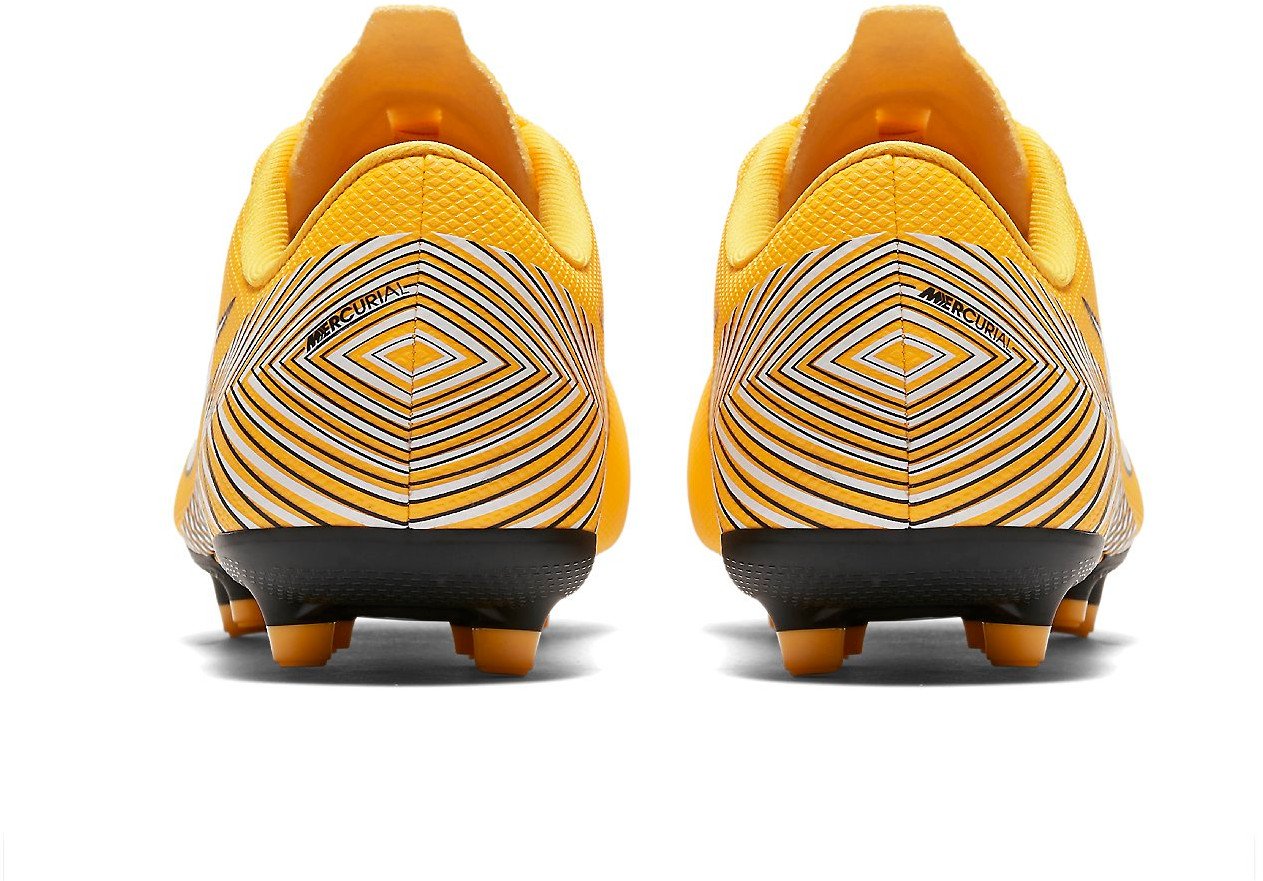 Football shoes Nike JR VAPOR 12 ACADEMY 