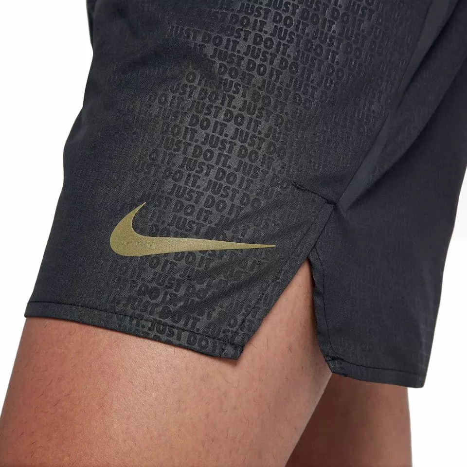 Sorturi Nike M NK DSTNCE 7IN SHORT BR EMB