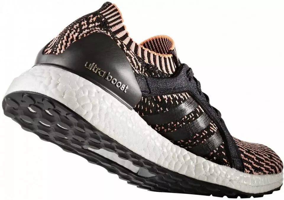 Dámská běžecká obuv adidas Ultra Boost X