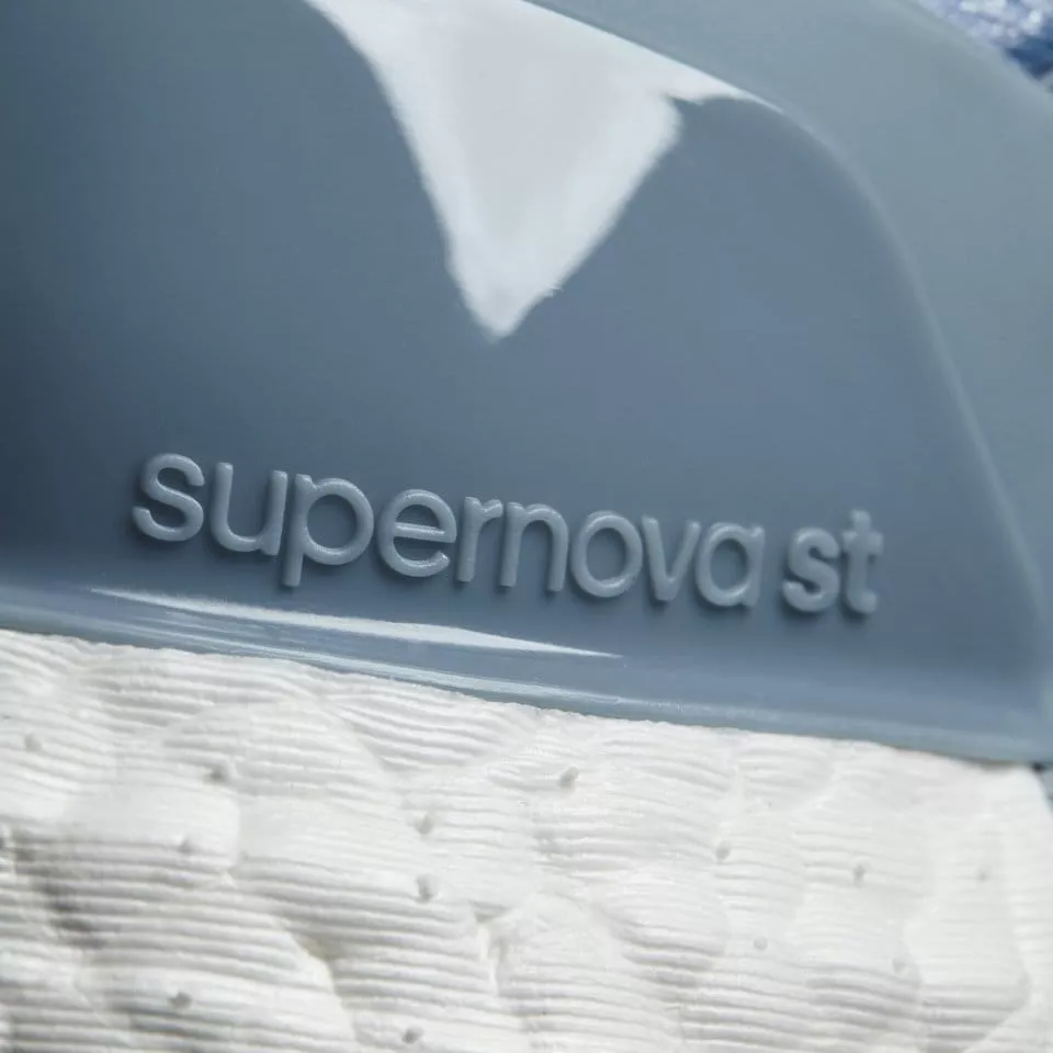 Dámská běžecká obuv adidas Supernova ST