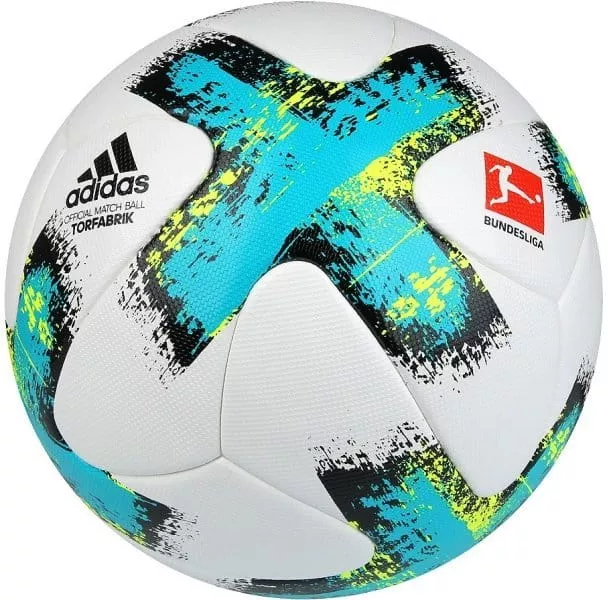 Fotbalový míč adidas Torfabrik