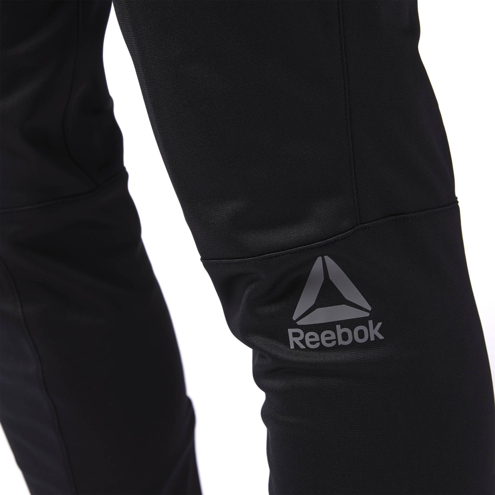 Buy Reebok Men Black Speedwick Knit TRACKSTER Training Track Pants - Track  Pants for Men 2497501 | Myntra
