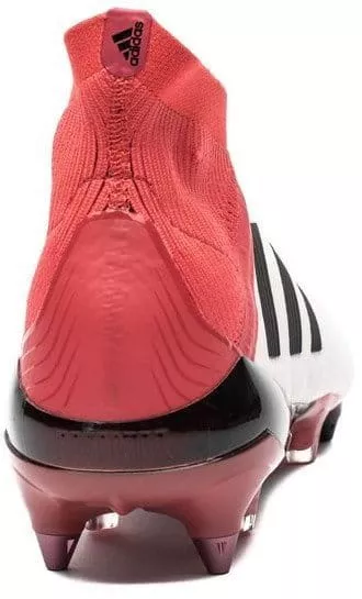 Ghete de fotbal adidas PREDATOR 18+ SG