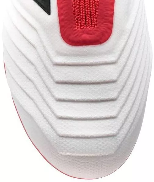 Pánské kopačky adidas Predator 18+ SG