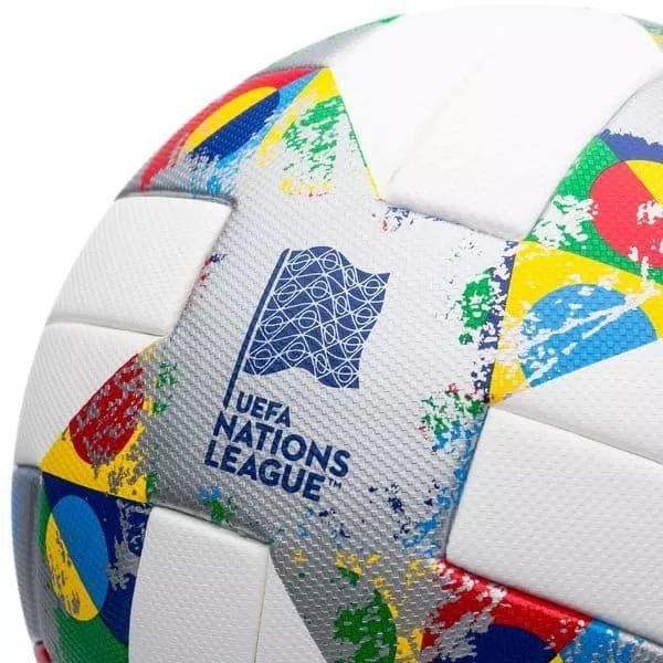 Fotbalový míč adidas UEFA Nations League