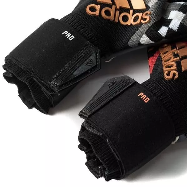 Brankářské rukavice adidas Predator World Cup