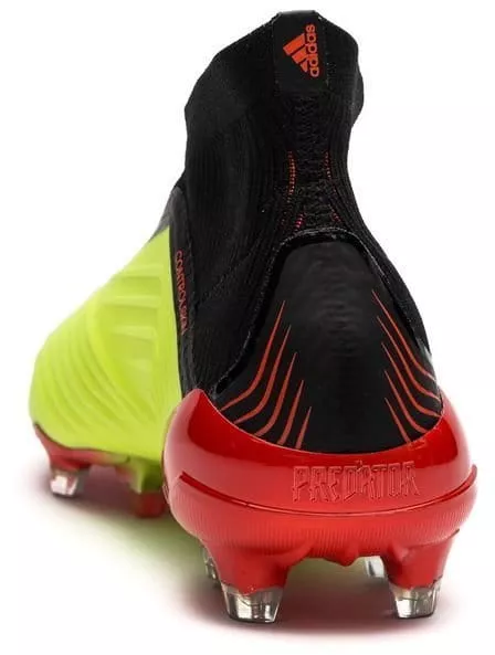 Football shoes adidas PREDATOR 18+ FG