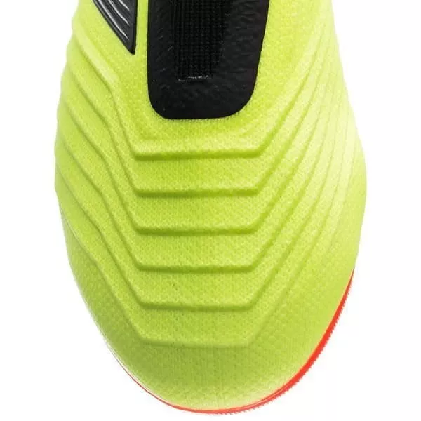 Ghete de fotbal adidas PREDATOR 18+ FG J