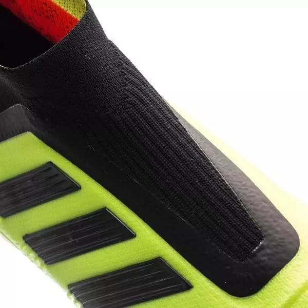 Kopačky adidas PREDATOR 18+ FG J