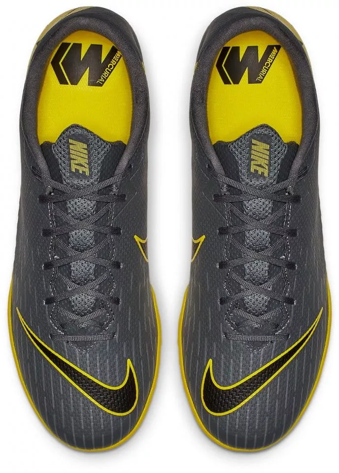 Football shoes Nike VAPOR 12 ACADEMY TF