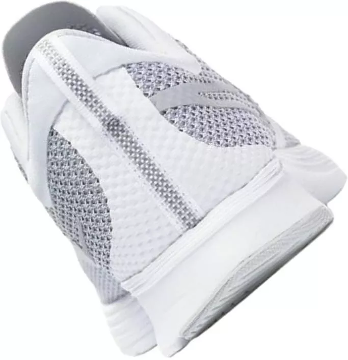 wmns nike zoom strike