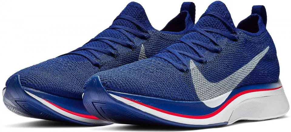 Nike ZOOM VAPORFLY 4% FLYKNIT Futócipő