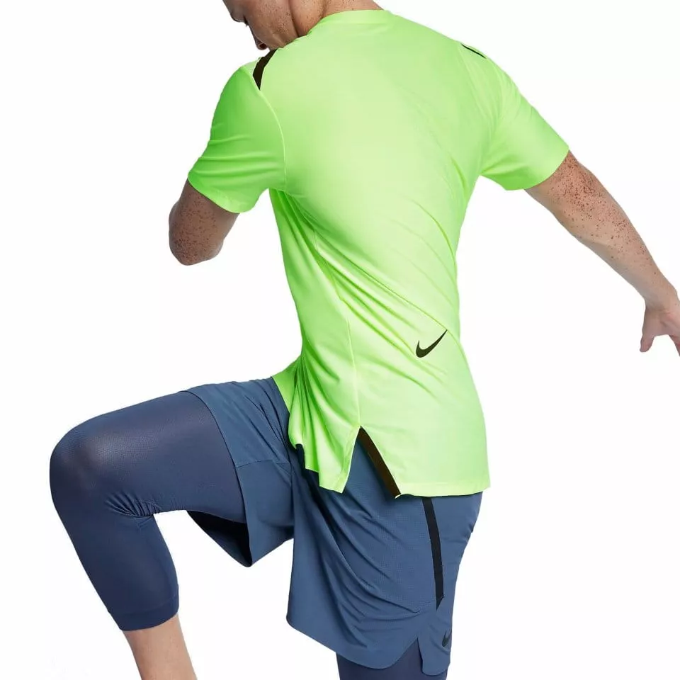 Nike M NK DRY TOP SS TECH PACK Rövid ujjú póló