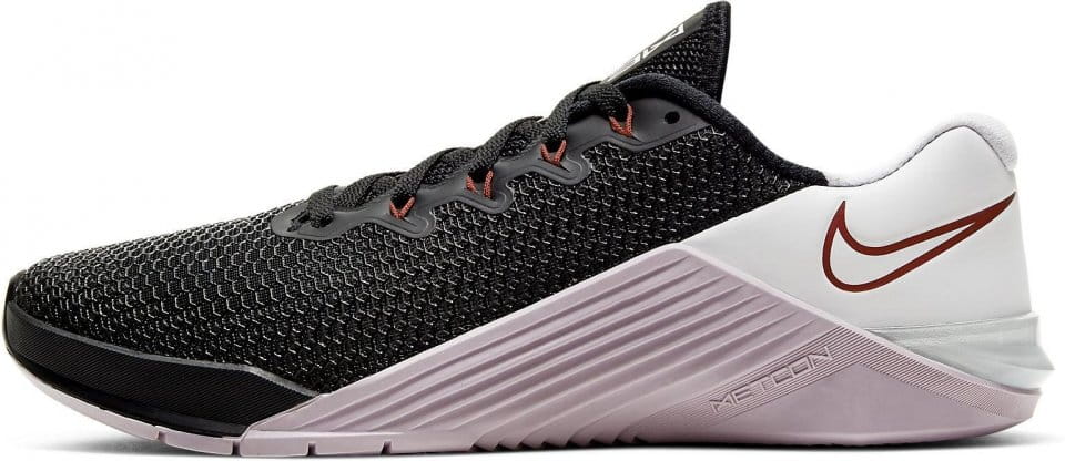 Nike WMNS METCON 5 Fitness cipők