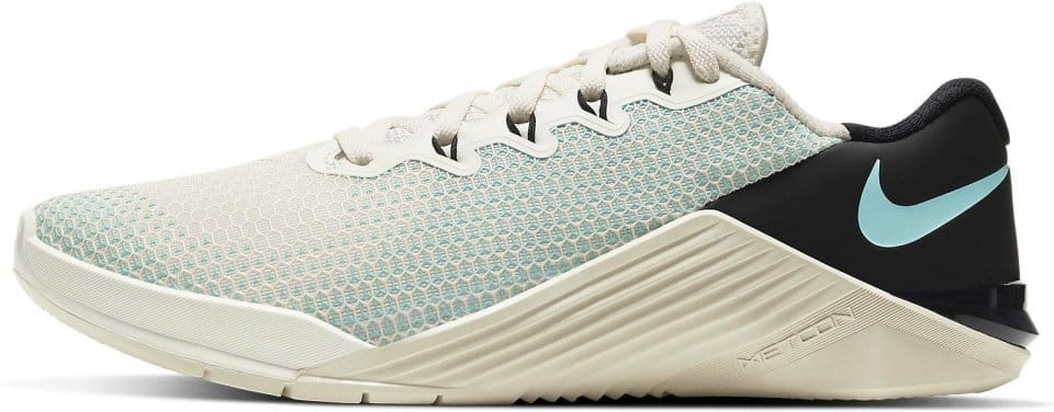 Nike WMNS METCON 5 Fitness cipők