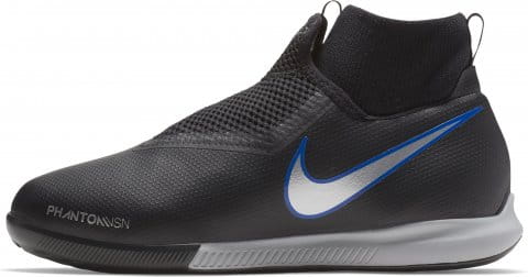 nike indoor court shoes