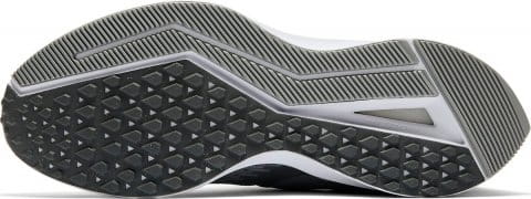 nike zoom winflo aq7497