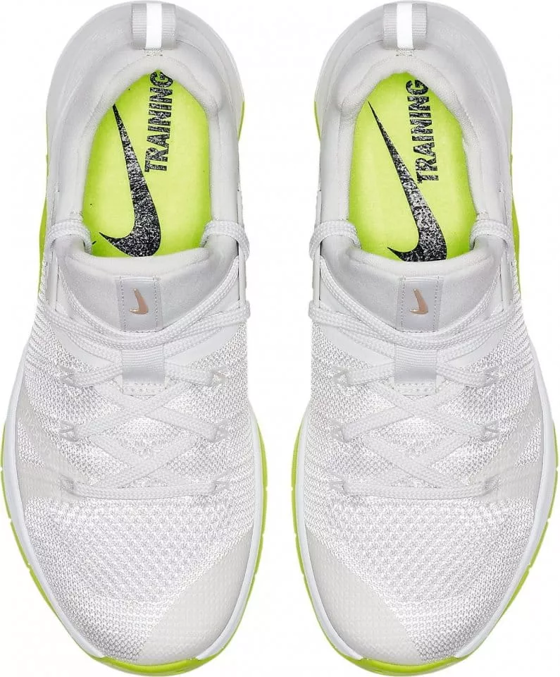 Nike WMNS METCON FLYKNIT 3 Fitness cipők