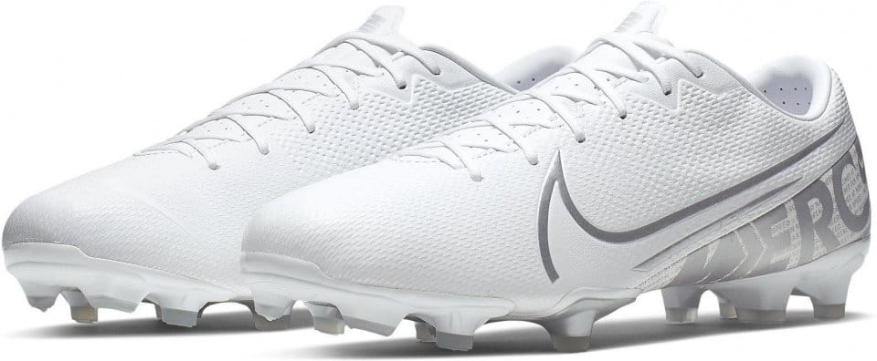 nike vapor maroon
