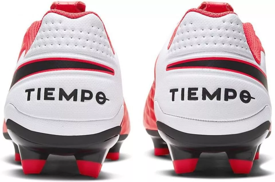 Kopačka na různé povrchy Nike Tiempo Legend 8 Academy MG