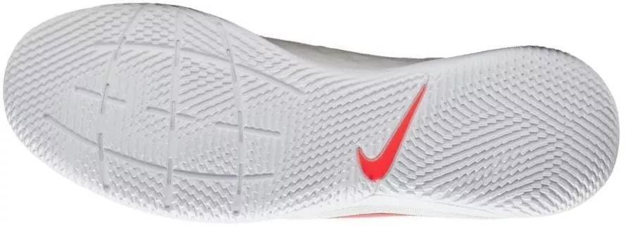 Indoor soccer shoes Nike LEGEND 8 ACADEMY IC